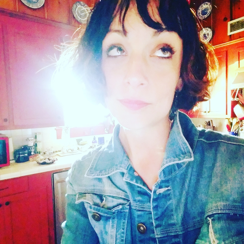 Meet your Posher, Joni